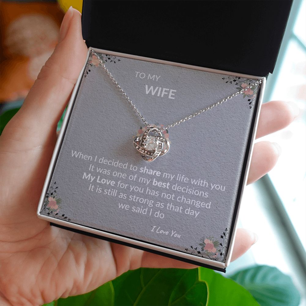 TO MY WIFE | Love Knot Necklace